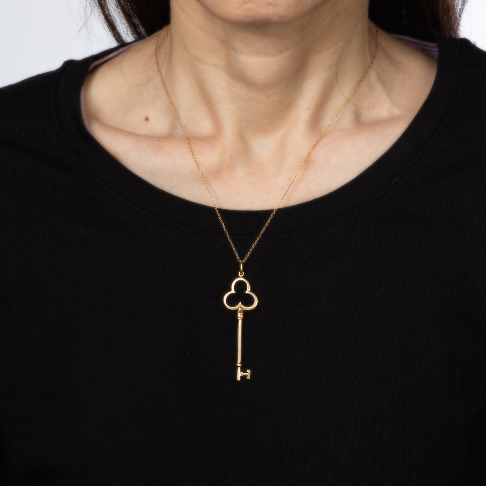 Tiffany & Co Trefoil Key Pendant & Necklace 18k Yellow Gold Signed