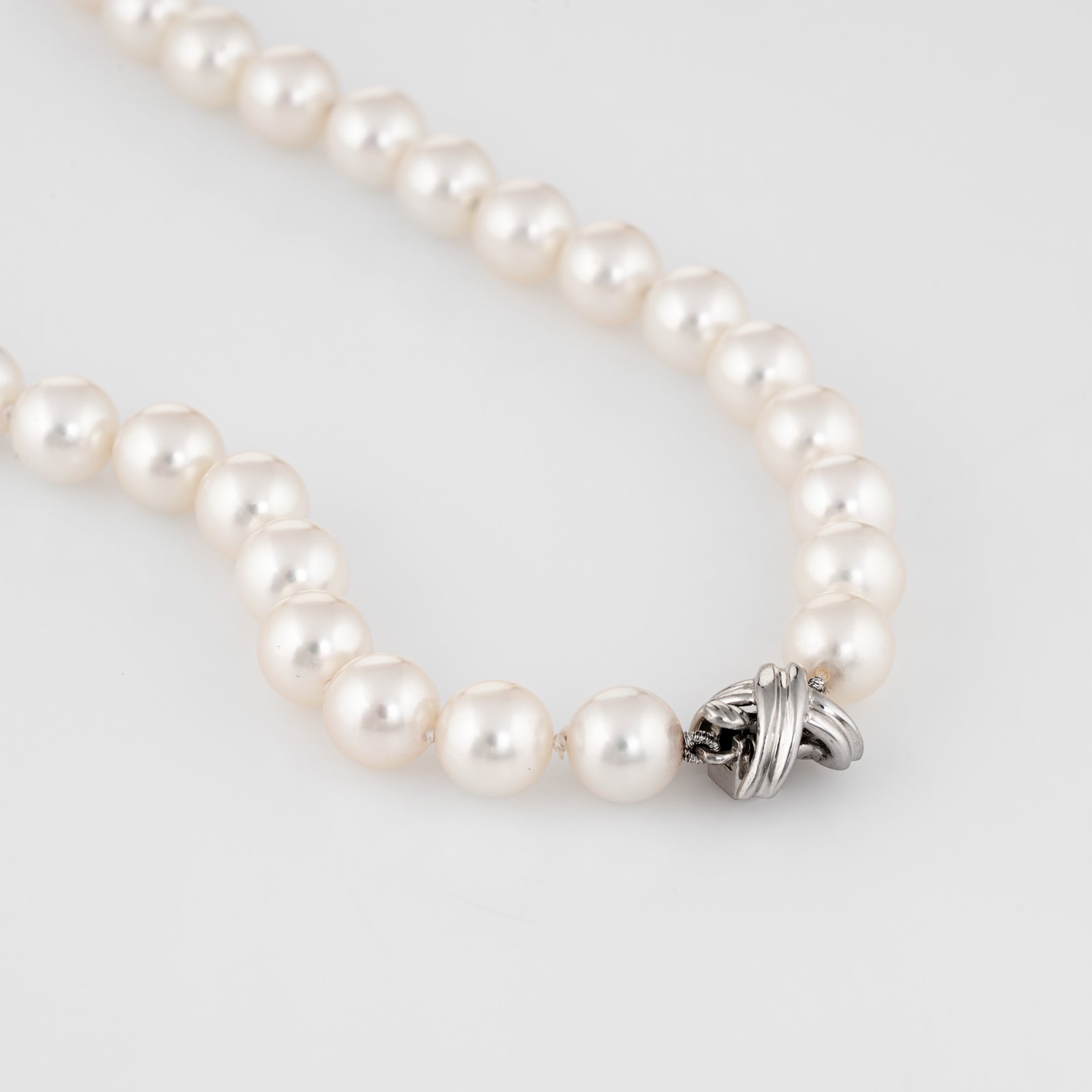 Tiffany & Co Essential 7.5mm Cultured Pearls Necklace Platinum Clasp ...