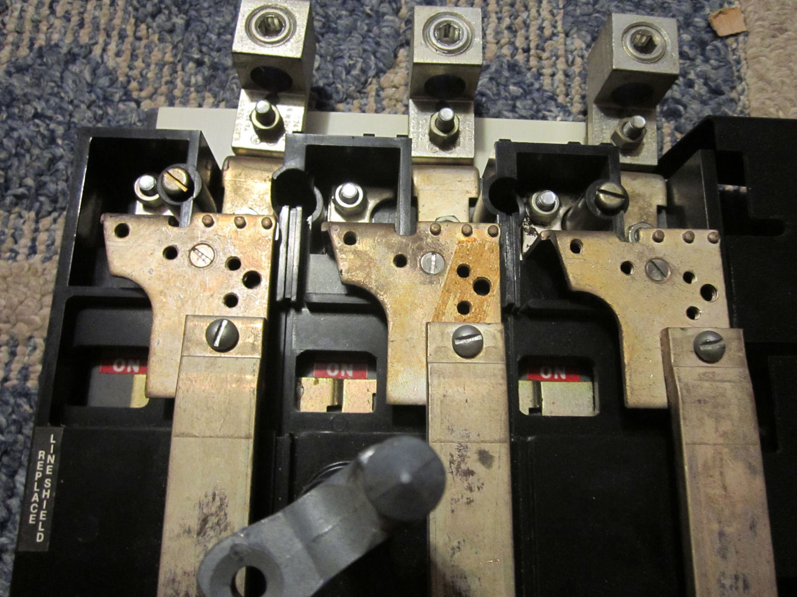 Shadowman_777 : Telemecanique D10S4 Disconnect Switch 200A 600 VAC