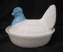 WHITE SLAG GLASS CHICKEN