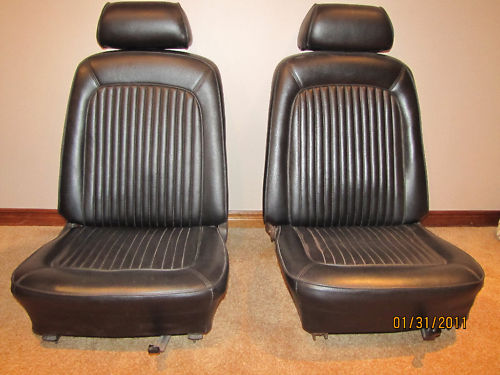 yesenia195p : 1968 Ford mustang front seats