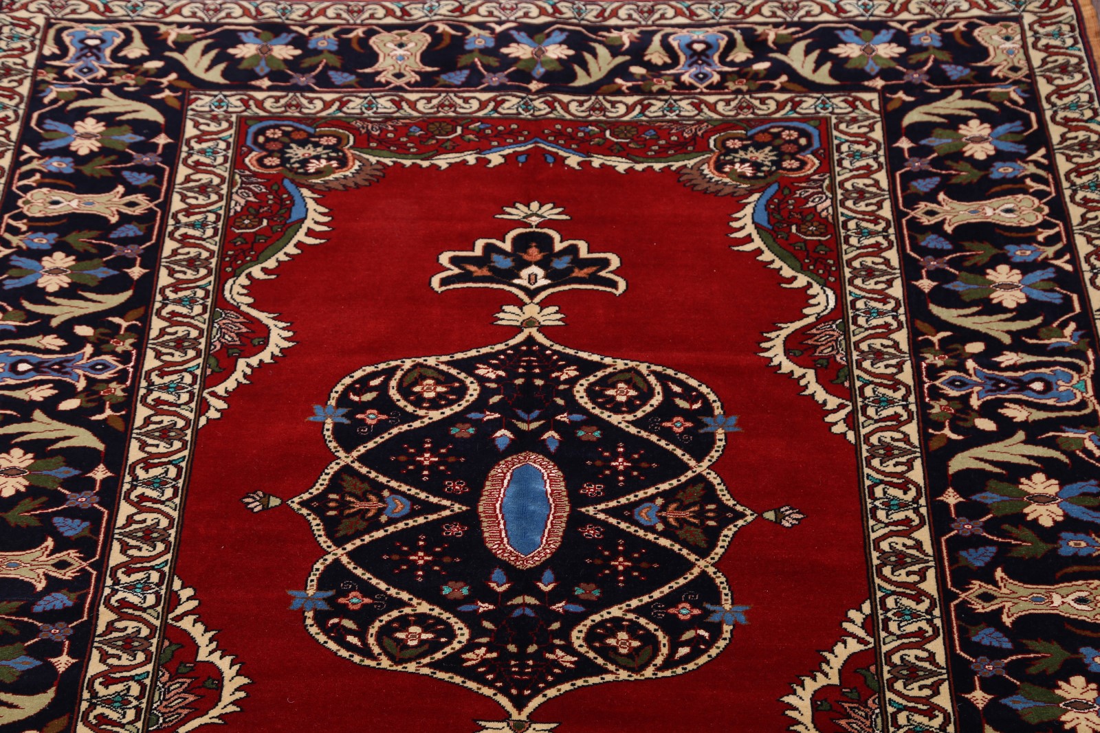 Wool/Silk Square 5x5 Traditional Oriental Area Rug Floral HandKnotted