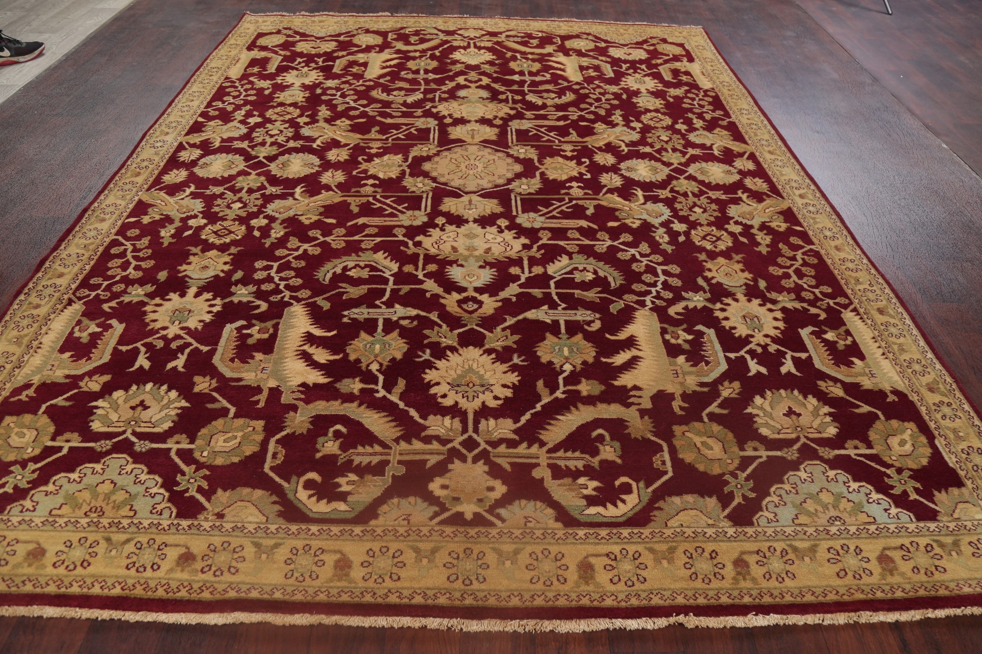 burgundy living room rugs