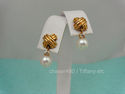 Tiffany &Co 18K/750 Gold Diamond & Pearl Signature