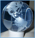 CRYSTAL GLASS PAPER WEIGHT WORLD GLOBE UNIQUE Etch