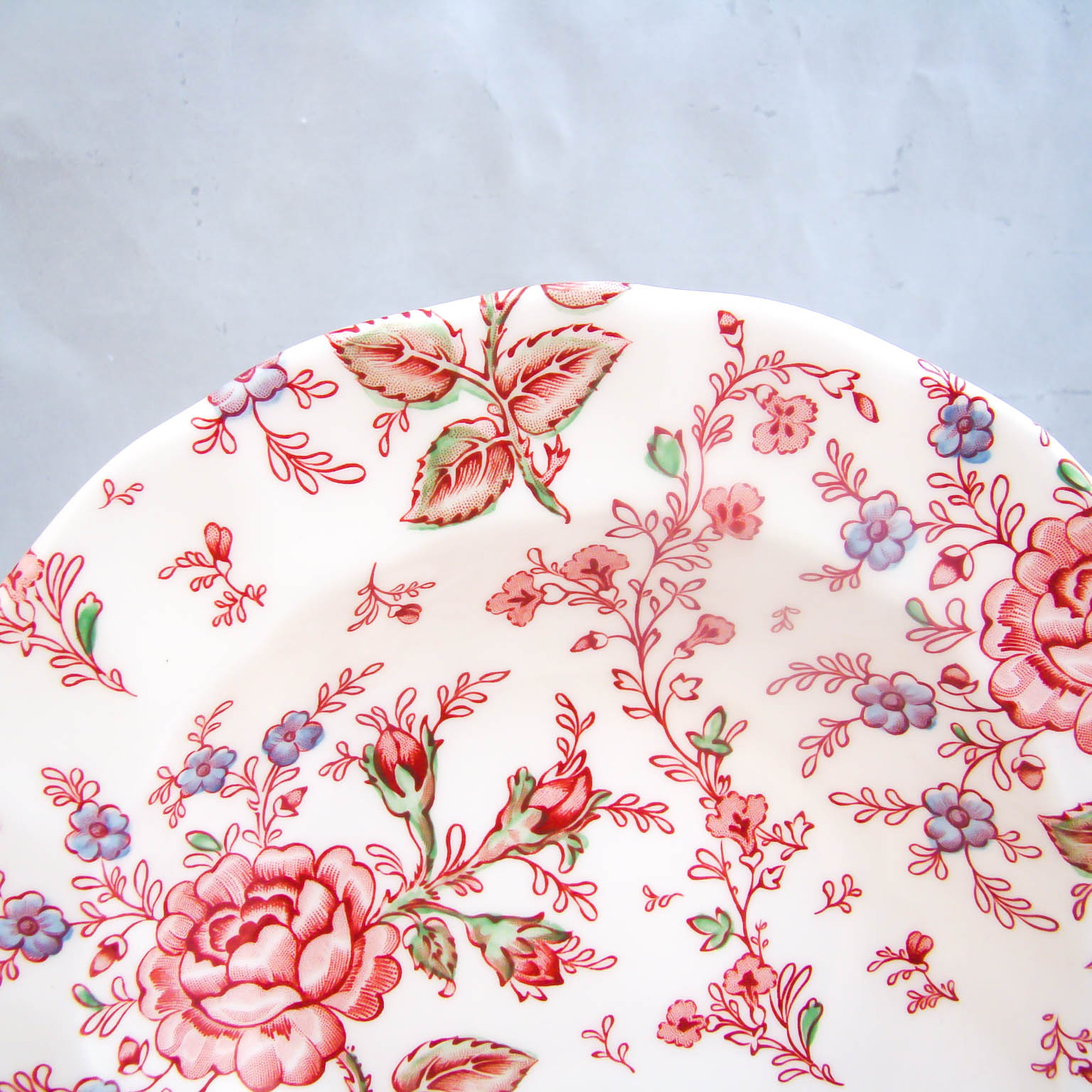 Johnson Brothers (England 1883 Mark) ROSE CHINTZ PINK Rimmed Soup Bowl