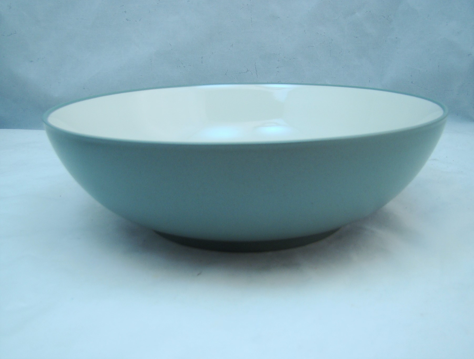 Noritake COLORWAVE GREEN 8485 9" Round Vegetable Bowl