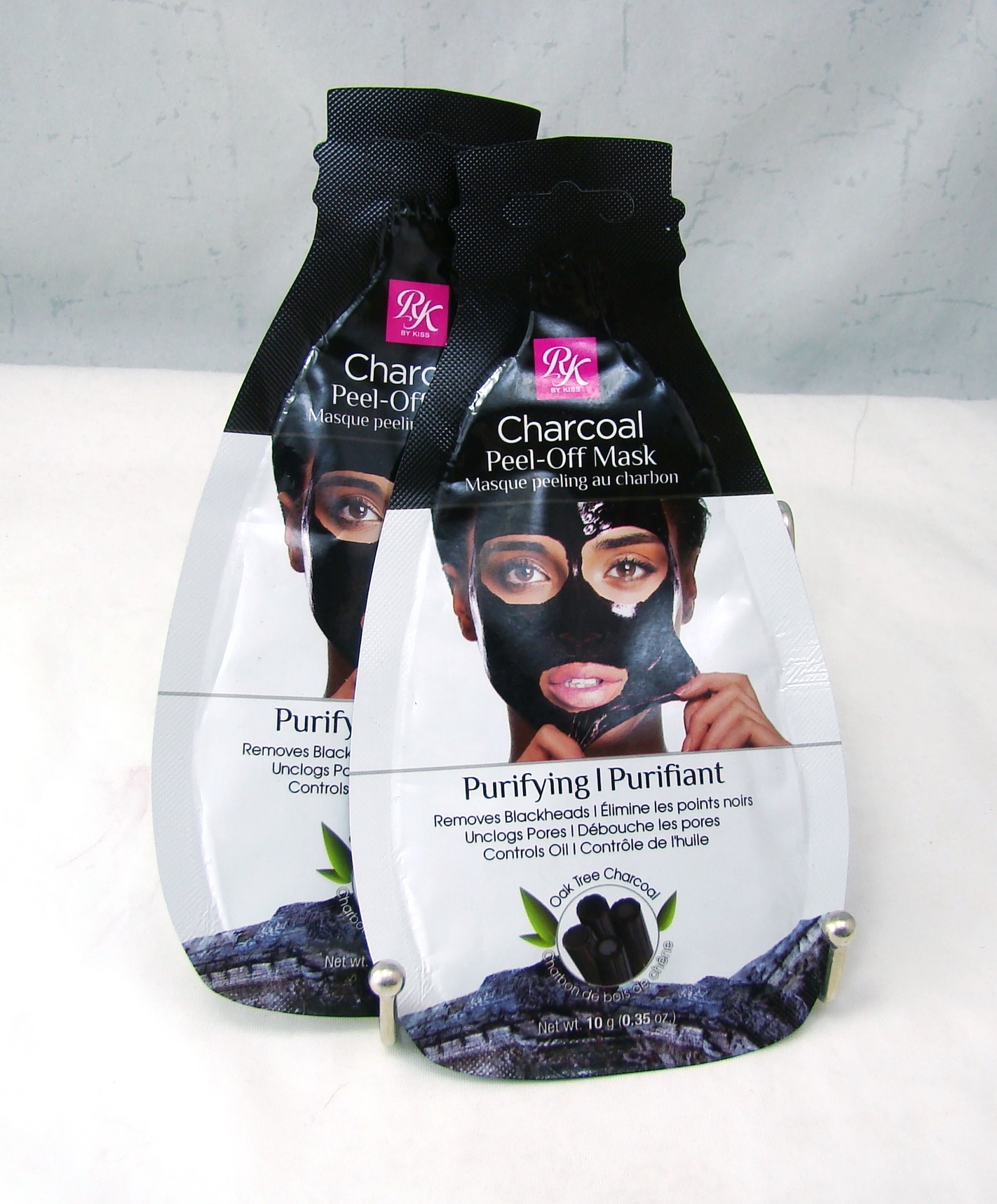 A00940KissCharcoalMask01.JPG