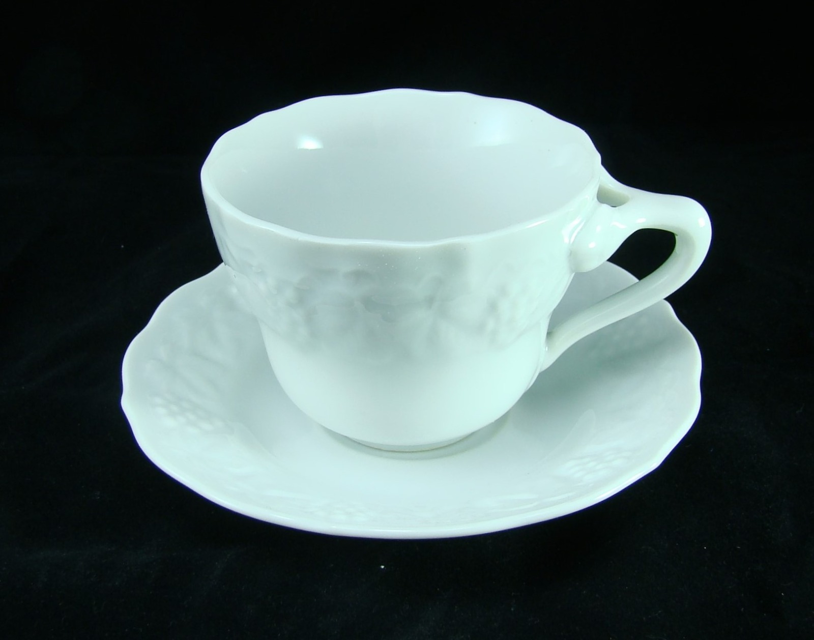 大皿　ホワイト Champagne White Mann & Lipper Lipper Set(s Saucer & Cup CHAMPAGNE WHITE China Fine M & L Mann & 食器