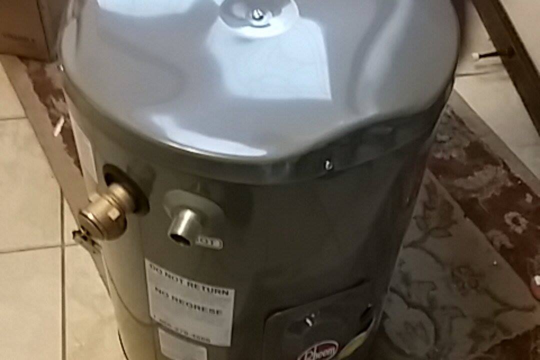 Rheem XE10P06PU20U0 Performance 10 gallon 2000Watt Single Elemen Water