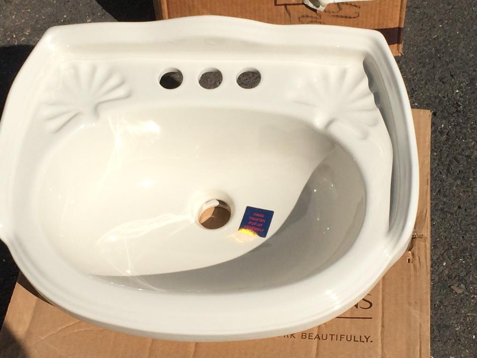 St Thomas Creations 5127.042.02 Arlington Petite Pedestal Sink Basin