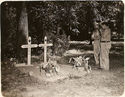 WWII PHOTO GERMAN SOLDIERS GRAVES ITALY 1945 NAMED