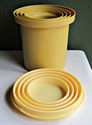 Vintage RUBBERMAID Set of 4 Nesting Canisters, Mag