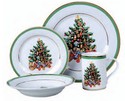 Gibson Christmas  Morning 16 Piece Dinnerware Set