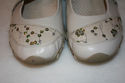 SKECHERS Ivory With Sequins Size 8.5M Leather & Ca