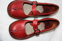BORN LADIES SMOOTH RED LEATHER MARY JANES SIZE 8M,