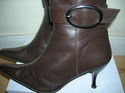 LADIES BROWN LEATHER STILLETO HEELED BOOTS SIZE 6/