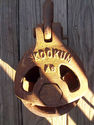 SKOOKUM A6 CAST IRON PULLEY American Primitive Ant