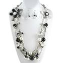 Black Flower Pearl Necklace Set