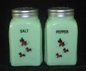 JADEITE "SCOTTY WITH RED SWEATER" ARCH SALT & PEPP