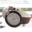 Simple Round Dial Design Women&#39;s Quartz Wrist 