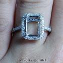 Emerald 9*7MM Solid 18Kt White Gold Natural Diamon