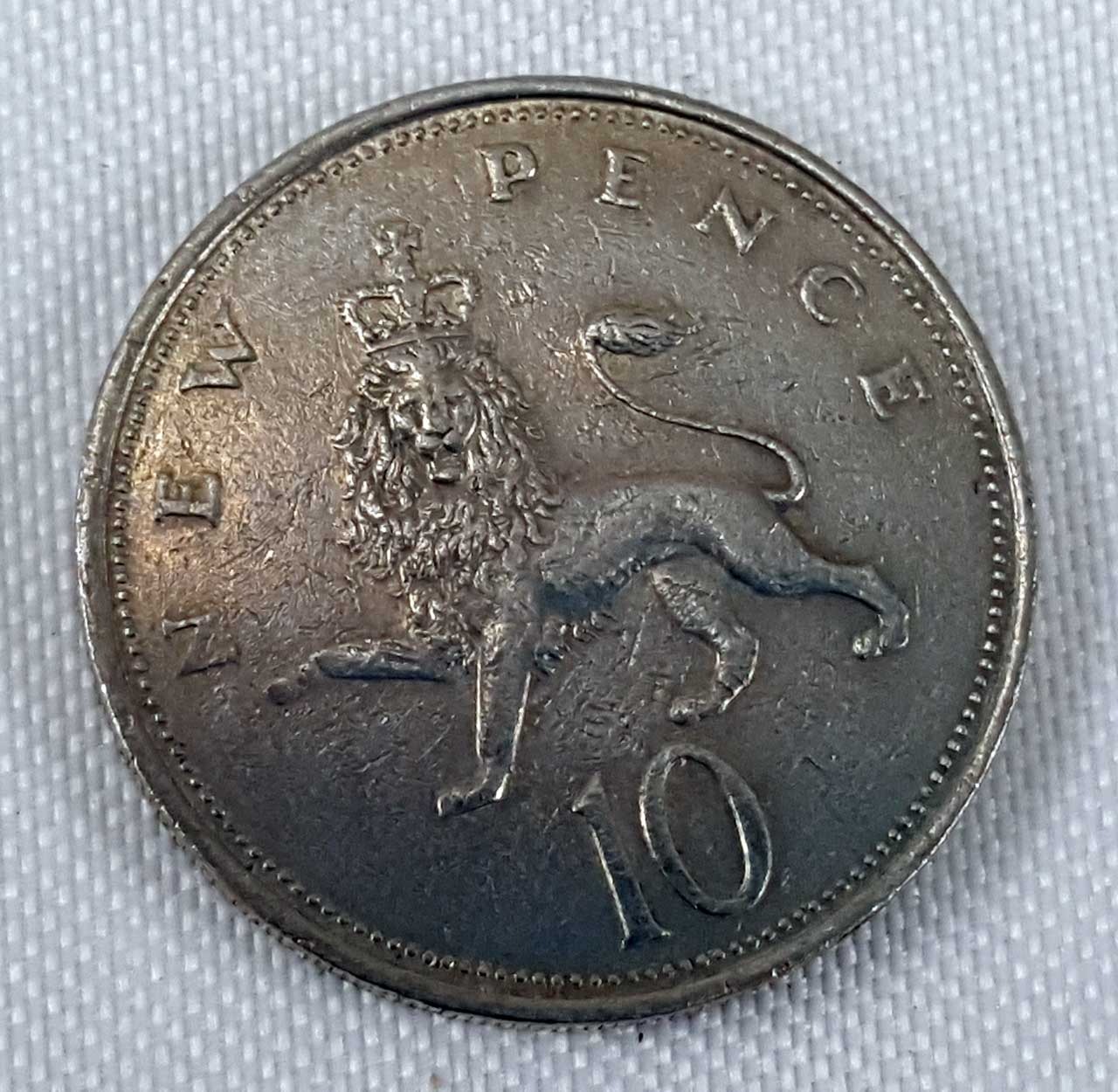 1969 UK Great Britain Ten New Pence Coin Elizabeth II Crowned Lion G ...