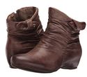 Bare Traps Womens SAKARI Closed Toe Fashion Boots,