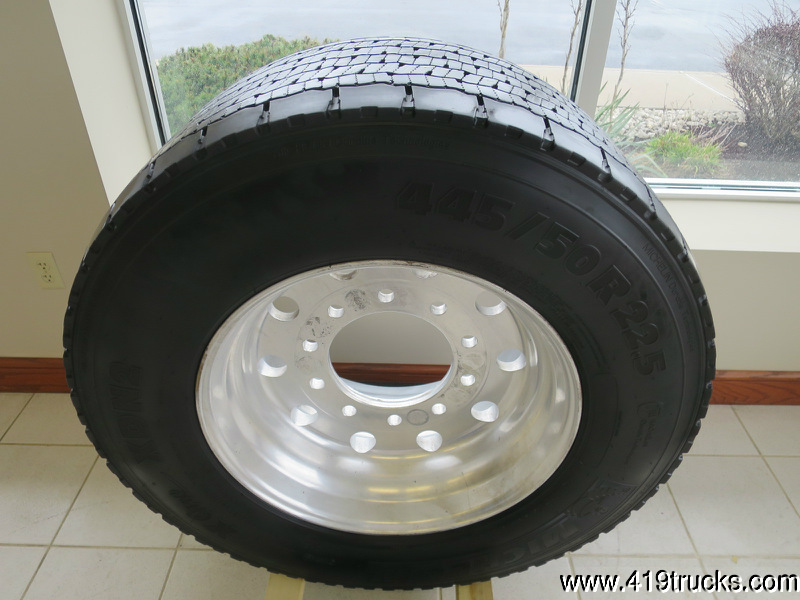 MICHELIN X ONE 445/50R22.5 TIRE SUPER SINGLE ALUMINUM WHEEL RIM SEMI TRUCK, kenlugibihlauto
