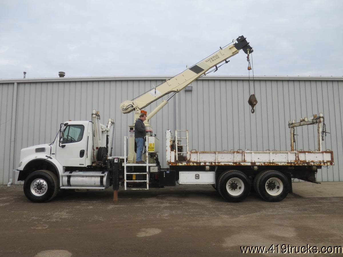 2009 37 Ft National Crane 400B Truck Bed Boom Lift Crane Hoist 20,000