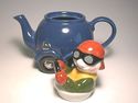 British KENSINGTON Teapot-Devil Blue Percy Pilot M