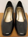 Womens Life Stride Shoes Size 7.5 Black Classic Pu