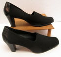 Womens Shoes Size 10 Black Pumps w/Chunky Heel - V