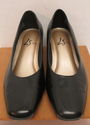 Womens Life Stride Shoes Size 7.5 Black Classic Pu