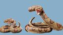 Western Striking Rattlesnakes Garden Statue Figuri