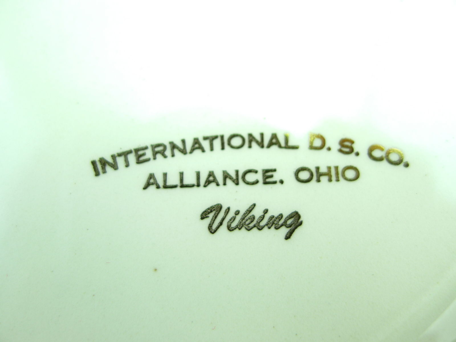 Plate Vintage Viking International D. S. Co. Alliance Ohio American ...