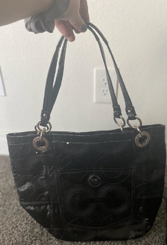 coach black patent leather purse
