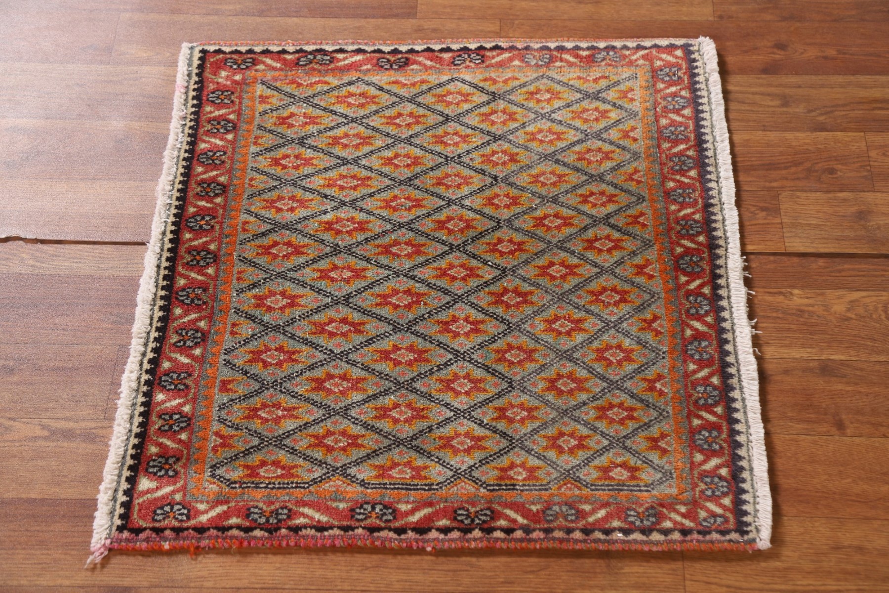 Vintage Square Rug 2x2 ft.Vegetable Dye Geometric Oriental