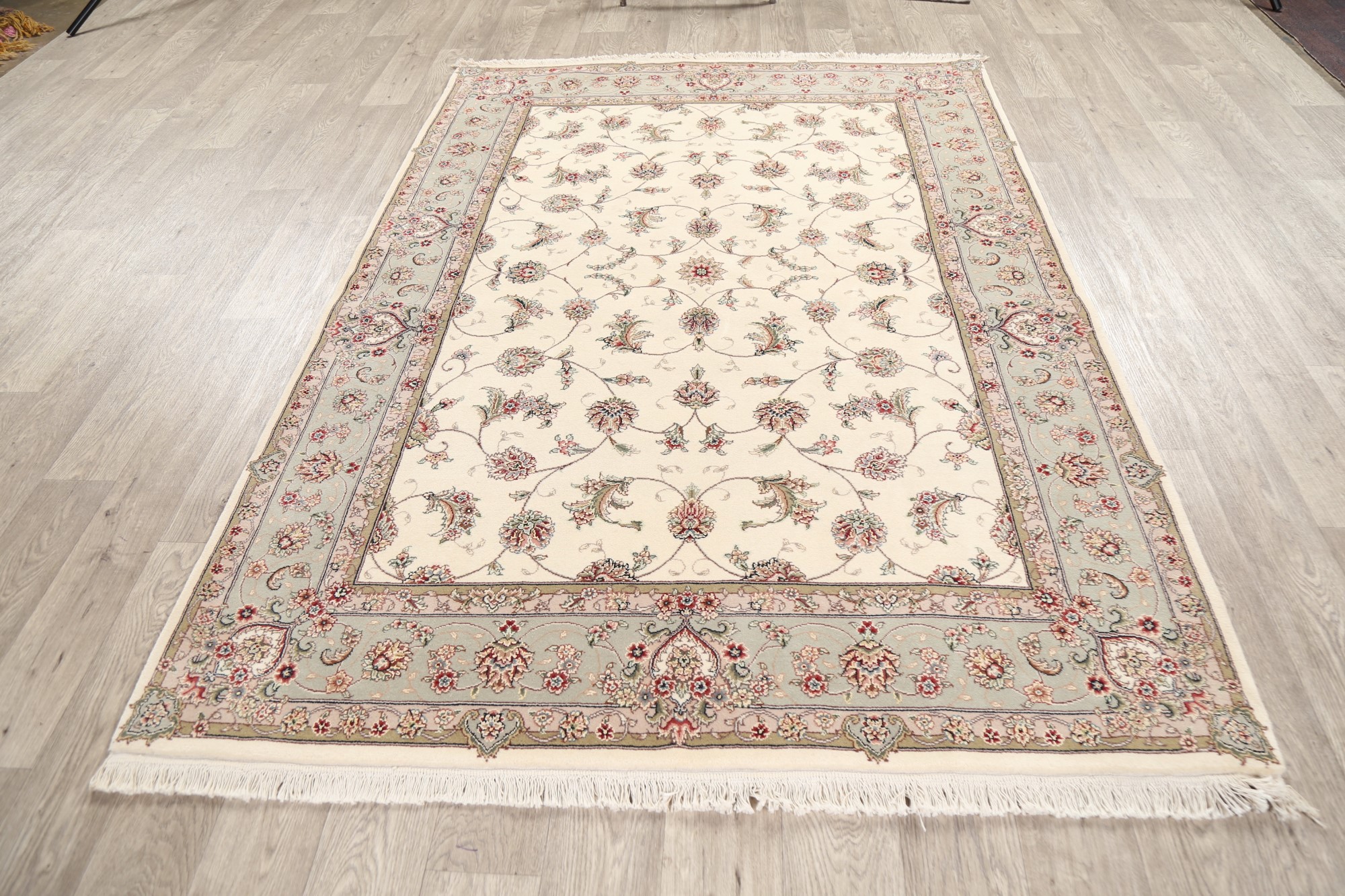 All-over Traditional Floral Area Rug Wool/ Silk Hand-knotted IVORY