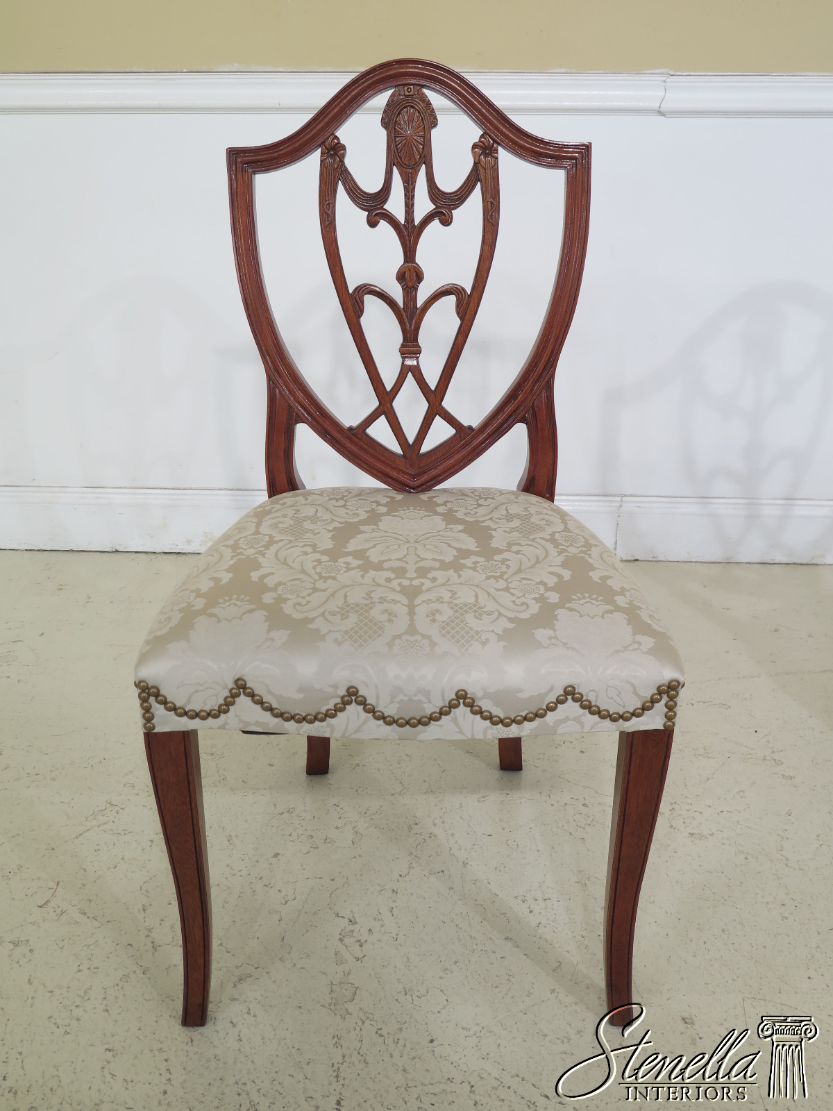 L30735EC: Set Of 8 HICKORY CHAIR CO. Mahogany Shield Back Dining Chairs