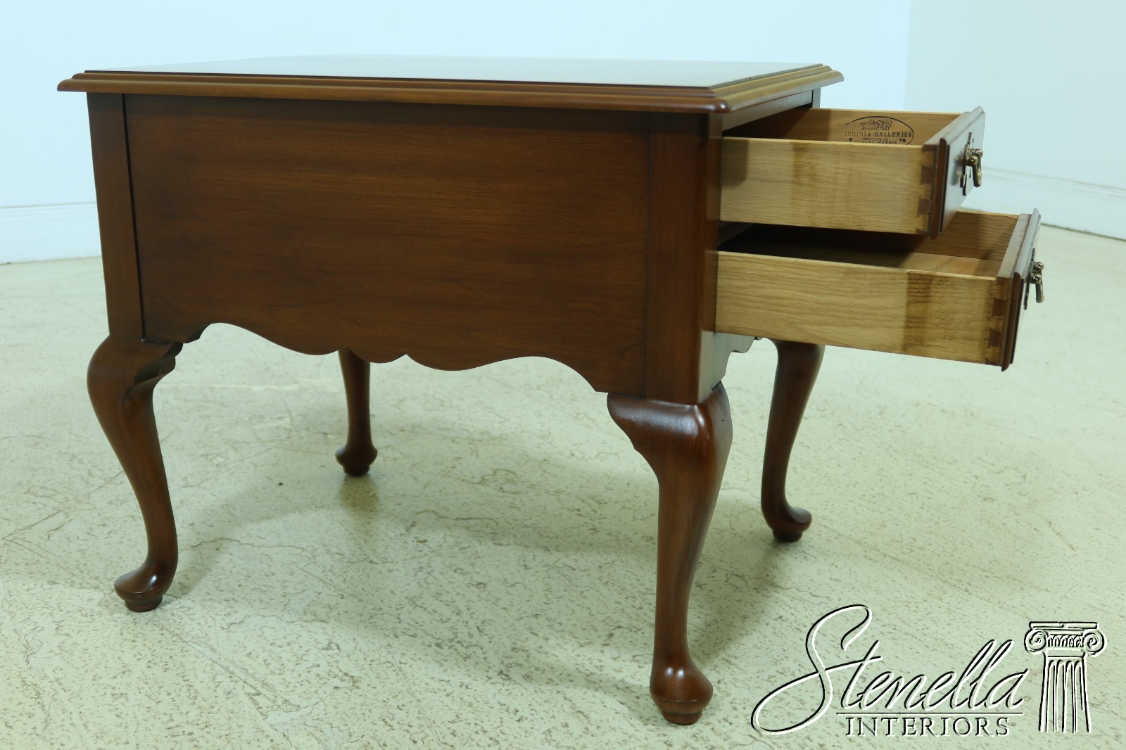 F51391EC HENKEL HARRIS Cherry 2 Drawer Queen Anne End Table eBay