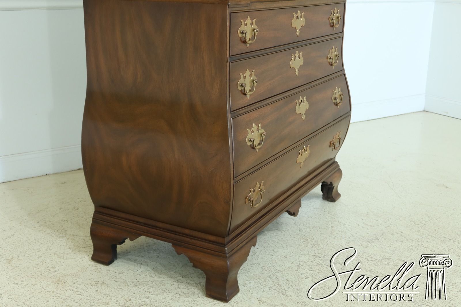 23005EC KITTINGER CW190 Colonial Williamsburg Mahogany Chest