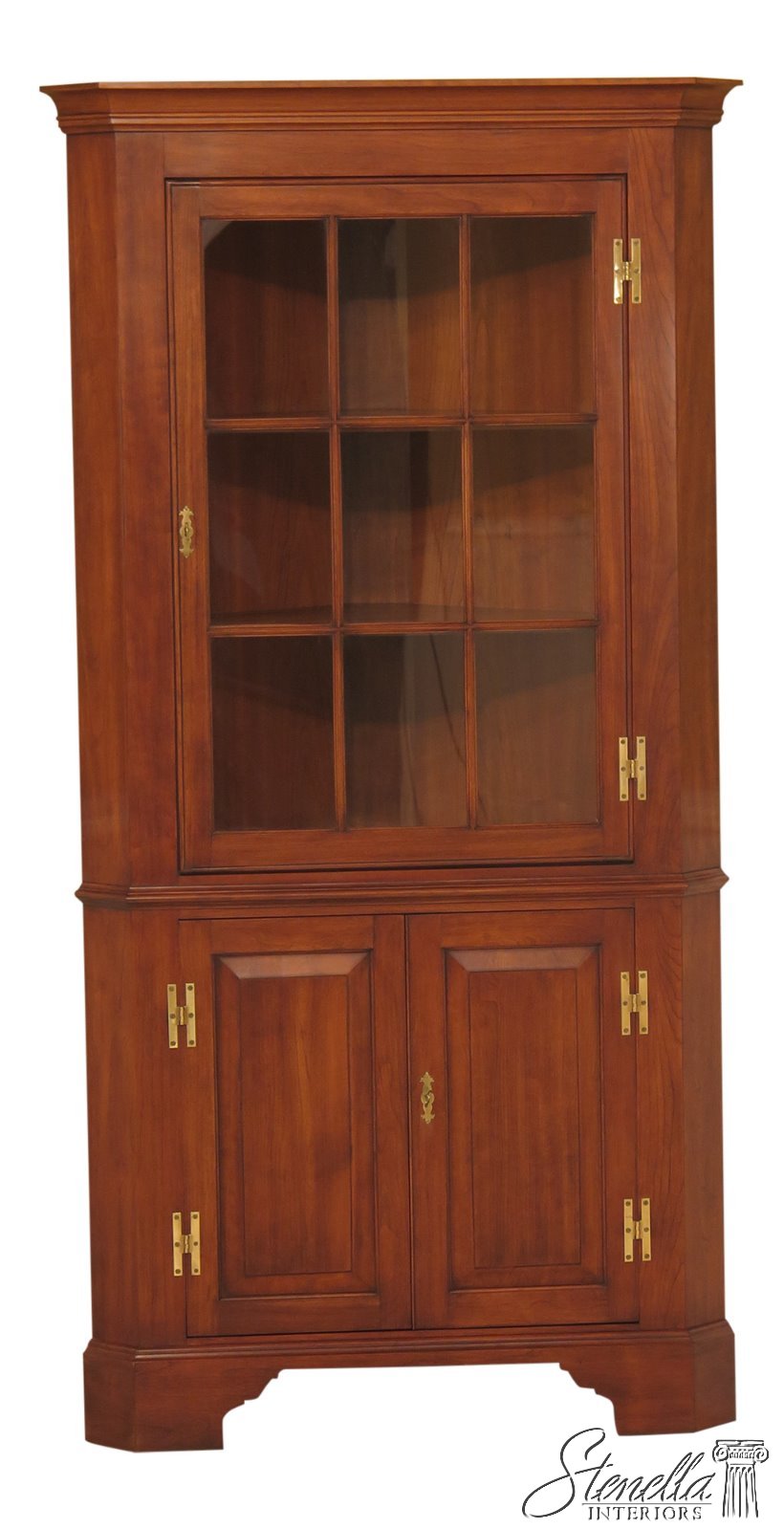 47659ec Henkel Harris 9 Pane Cherry Corner China Cabinet Ebay