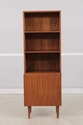 F75041: Danish Mid Century Modern 2 Piece Hutch