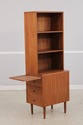 F75041: Danish Mid Century Modern 2 Piece Hutch