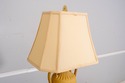 F69769: Vintage Neoclassical Urn Table Lamp w. Swi