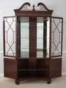 63267EC: STICKLEY Chippendale Style Mahogany Corne