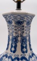 F69654: Chinese Blue & White Porcelain Vase Table 