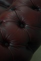 L73985: Chesterfield Tufted Leather English Lovese