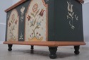 LF64877EC: Antique Pennsylvania Dutch Paint Decora